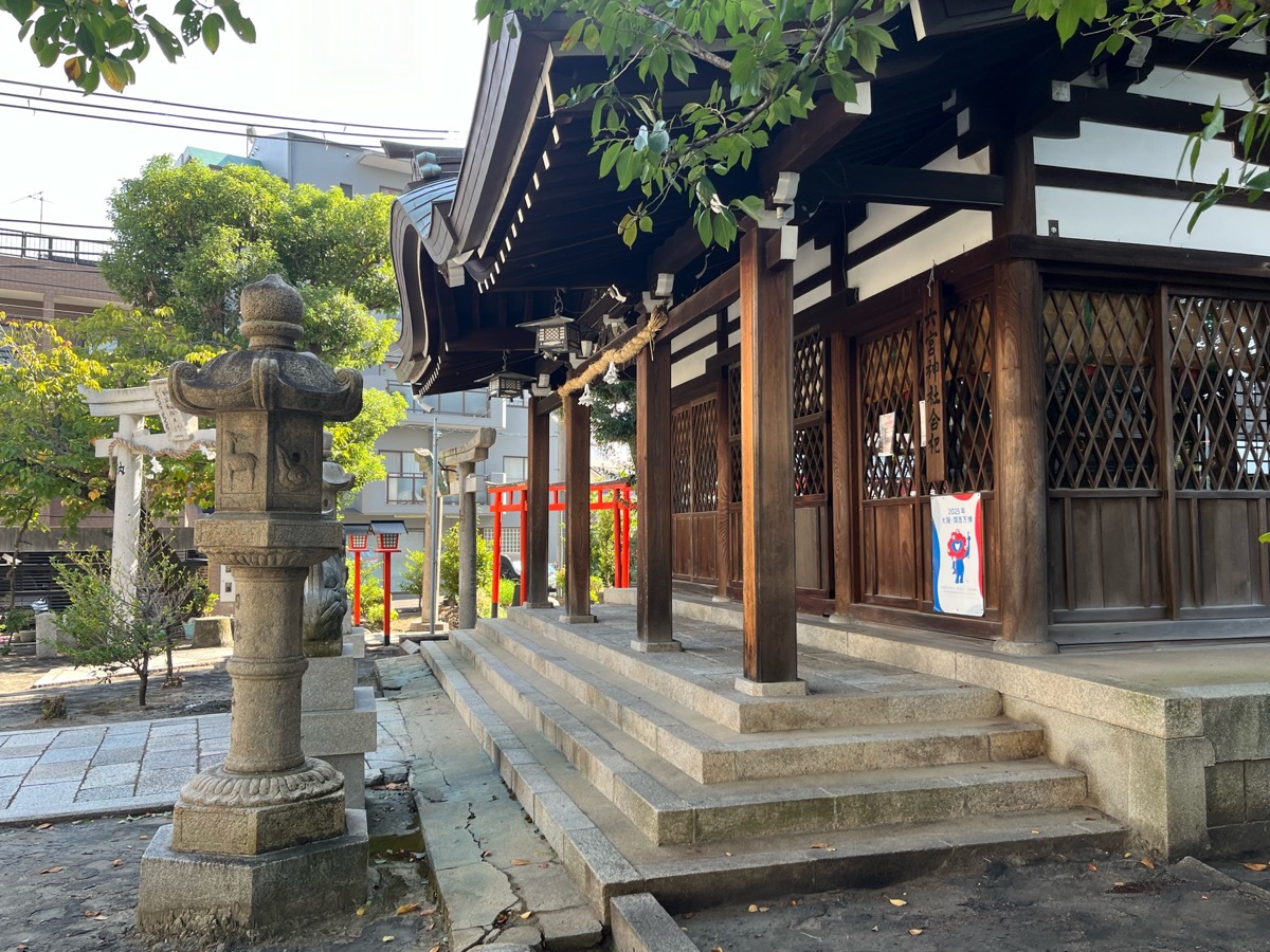 八宮神社（六宮神社）