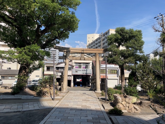 八宮神社（六宮神社）
