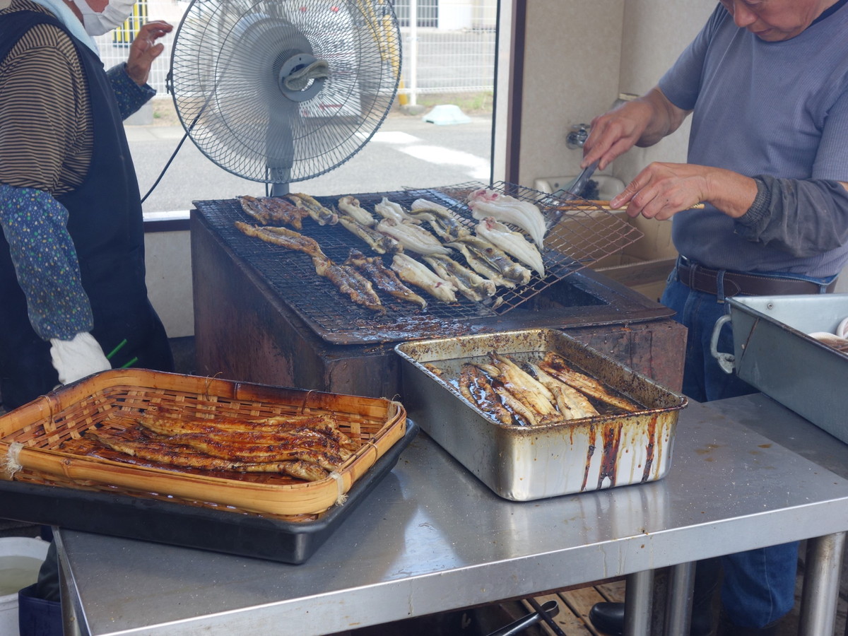 魚増鮮魚店・焼き穴子