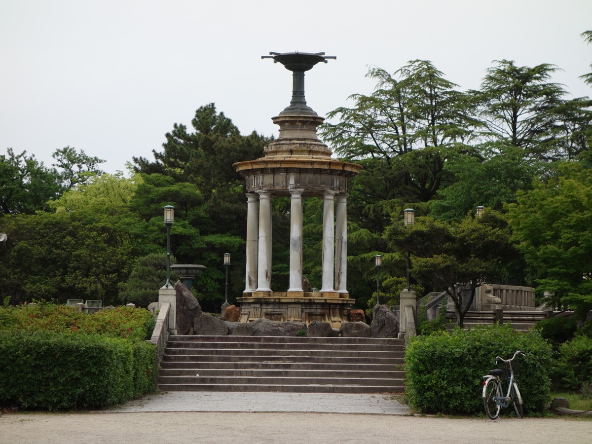 鶴舞公園