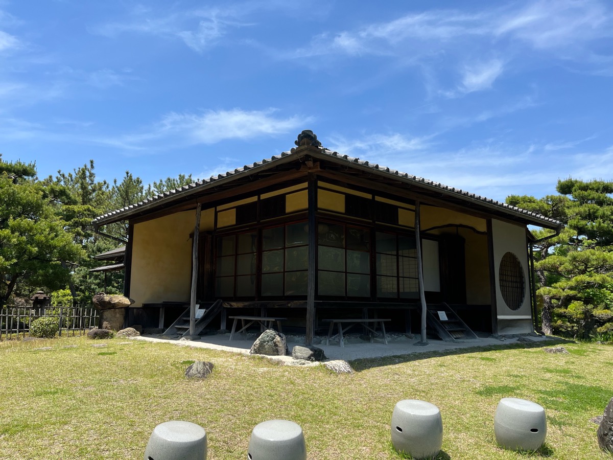 養翠園