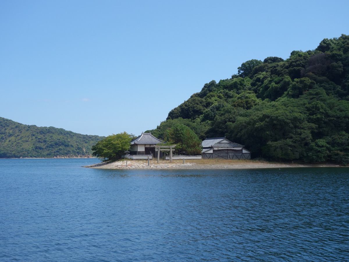 大避神社