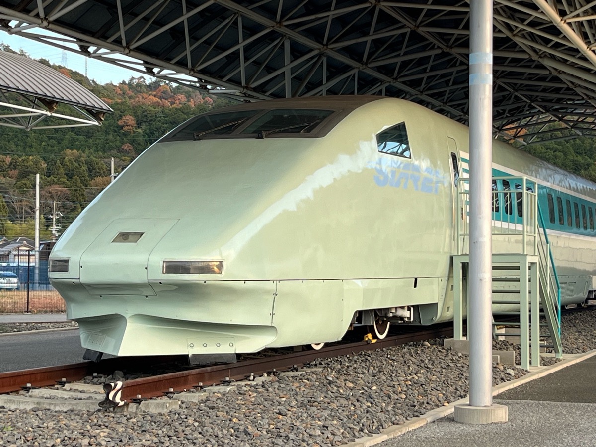 新幹線高速試験車両保存場