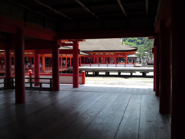 厳島神社