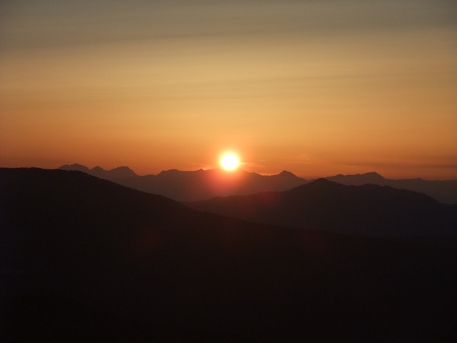 白樺高原夕陽の丘