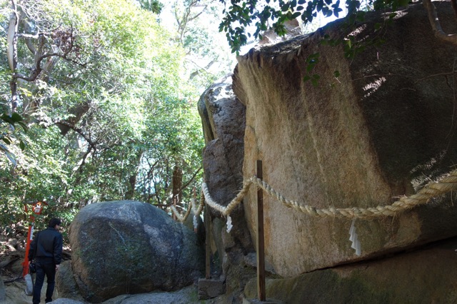 越木岩神社