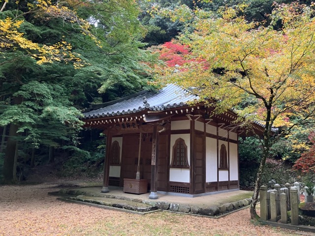 石龕寺