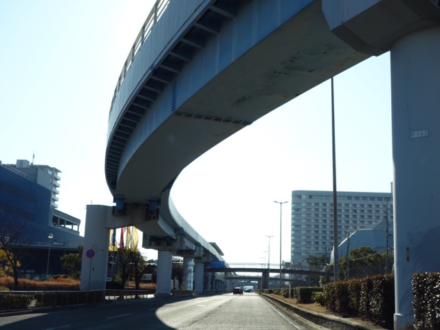 ポートライナー